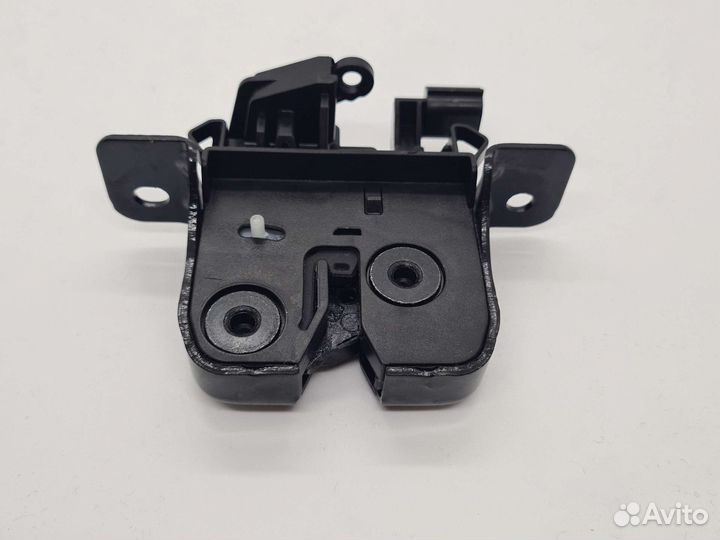 Замок багажника Renault Duster Рено Дастер