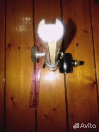 Кронштейн выдвижной для лампы