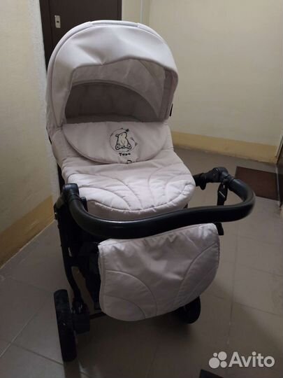 Коляска 3 в одном б/у. Цена 9 тысяч