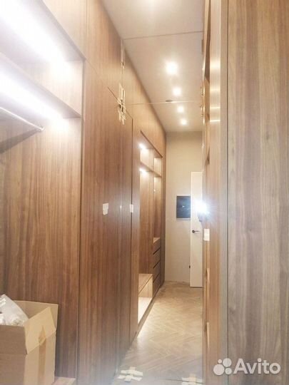 Зеркало в квартиру / Зеркала с подсветкой