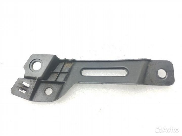 Кронштейн крыла передний левый Land Rover