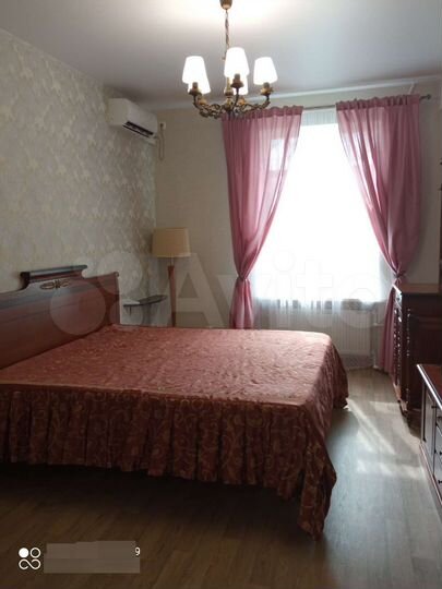 3-к. квартира, 80 м², 1/3 эт.
