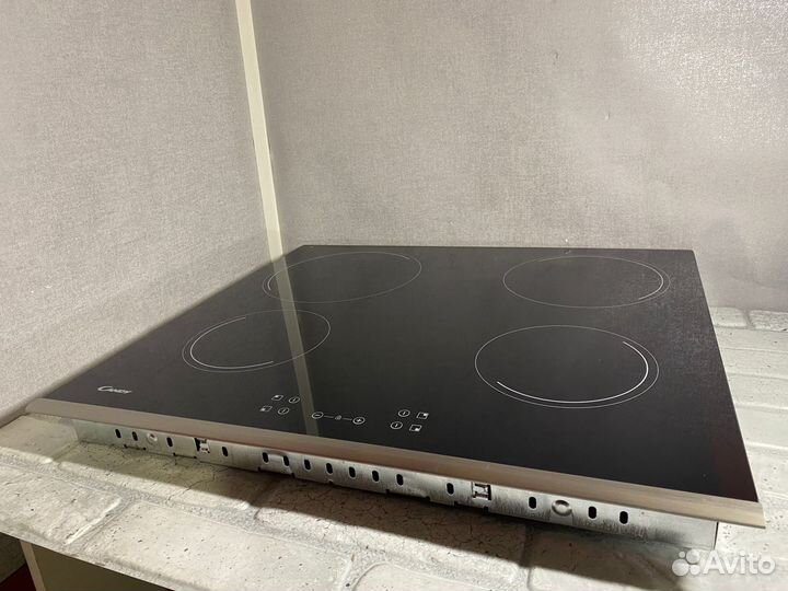 Электрическая варочная поверхность Candy CH64XB