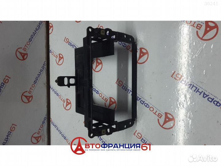 Рамка магнитолы, 825258 citroen C4 (B7), 3030247