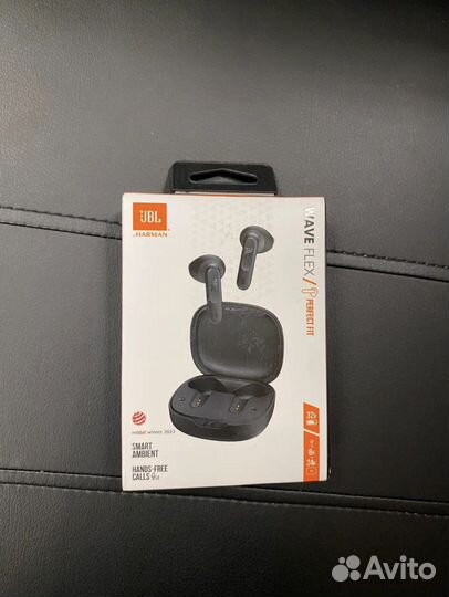 Беспроводные наушники JBL Wave flex