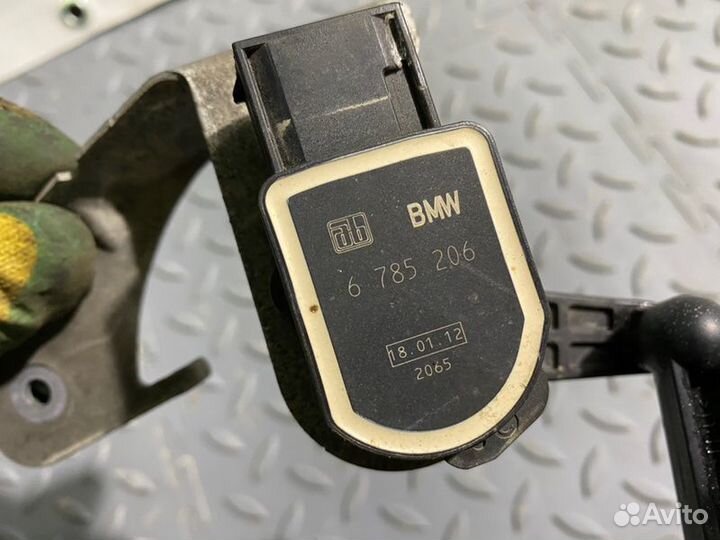 Датчик высоты дорожного просвета задний Bmw X1 E84