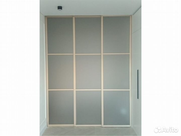 Раздвижная перегородка для зонирования