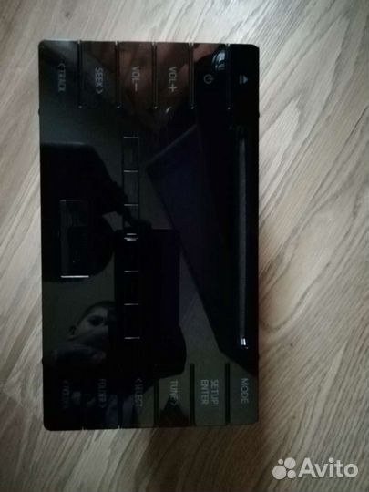 Оригинальная штатная магнитола toyota corolla Е180