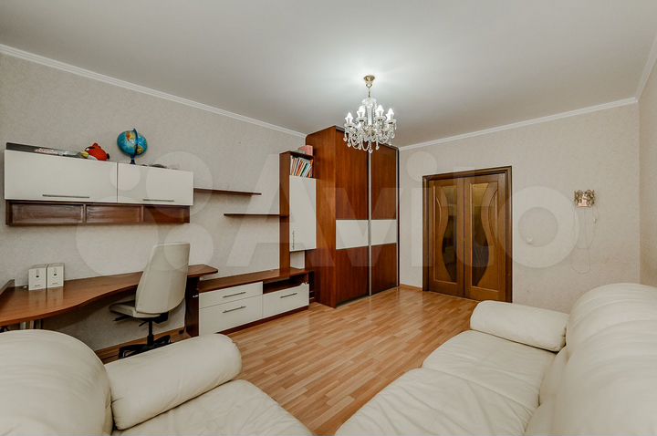 2-к. квартира, 72,1 м², 3/15 эт.