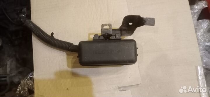 Блок предохранителей с реле печки Lexus RX400h