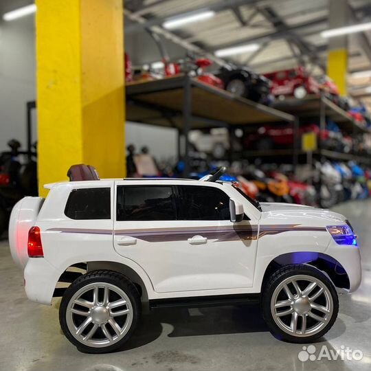 Детские электромобили в Москве