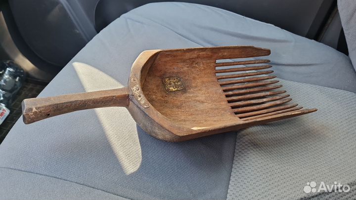 Совок для сбора ягод