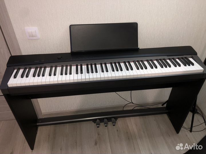 Цифровое пианино Casio Privia PX-130