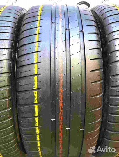 Michelin Pilot Sport 3 235/45 R18 98Y