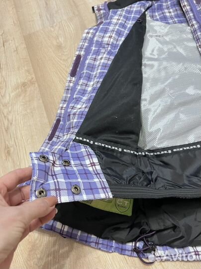 Горнолыжная куртка женская