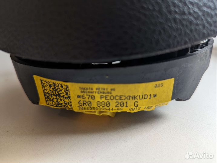 Продам руль и подушку безопасности от Polo Sedan