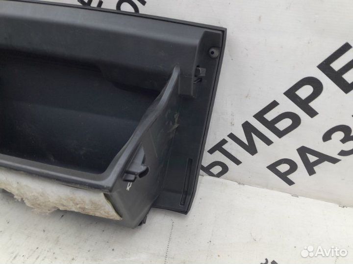 Бардачок Toyota Rav4 40