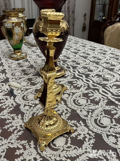 Каминные часы с подсвечниками