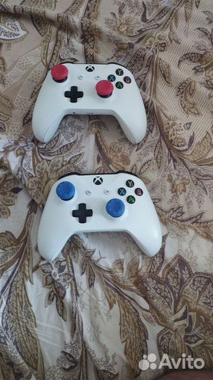 X box one s 1 tb с двумя джойстиками и играми