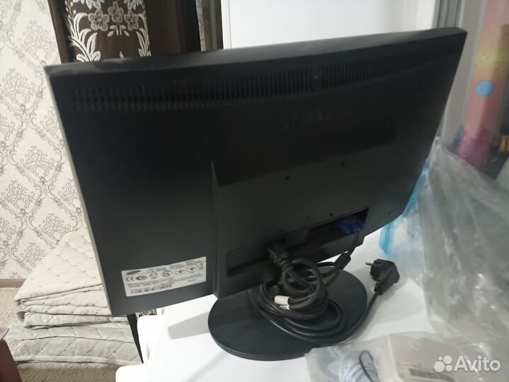 Монитор для компьютера бу