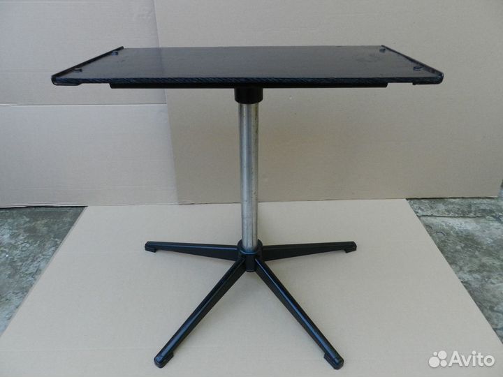 Подставка под телевизор