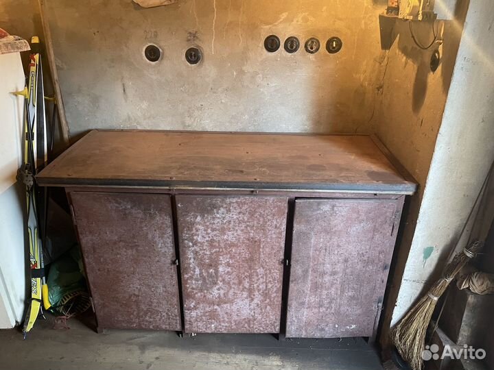 Верстак слесарный