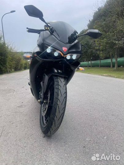 Электромотоцикл Ducati 1199 Panigale