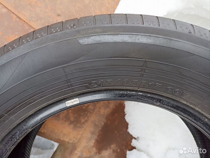 Yokohama BluEarth A34 215/65 R17