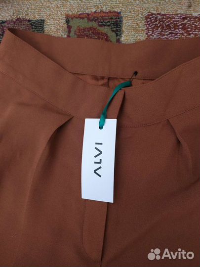 Брюки-трубы