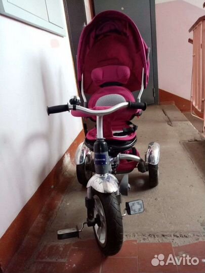 Детский трехколесный велосипед коляска