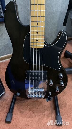 Бас гитара ibanez ATK 305