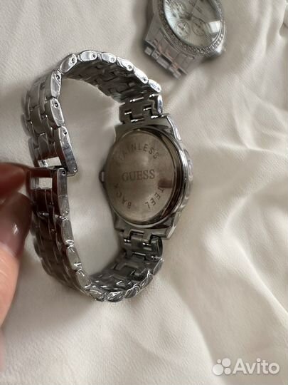 Часы guess новые