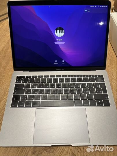 Macbook pro 13 2018 i5 8/256gb