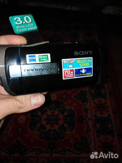 Цифровая видеокамера sony