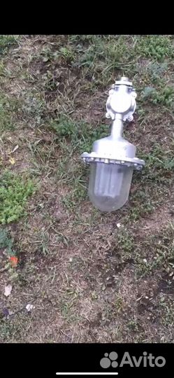 Фонарь светильник уличный
