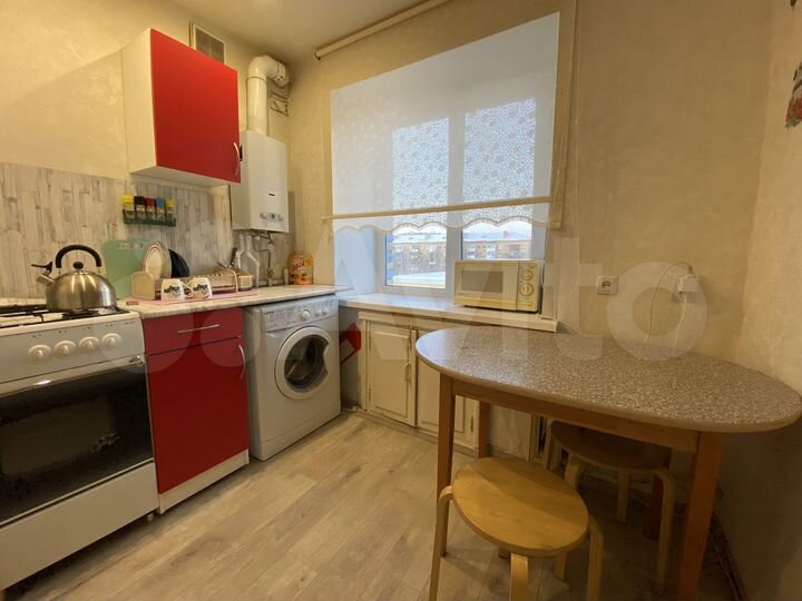 1-к. квартира, 30 м², 4/4 эт.