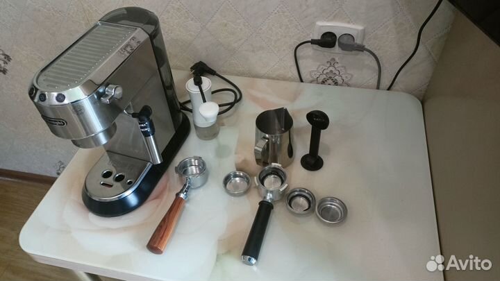 Кофеварка рожковая delonghi ec 685