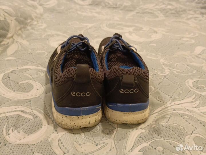 Кроссовки ecco