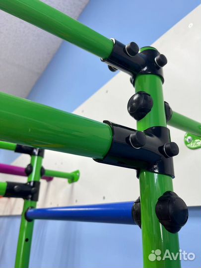 Шведская стенка, спортивный уголок Лира