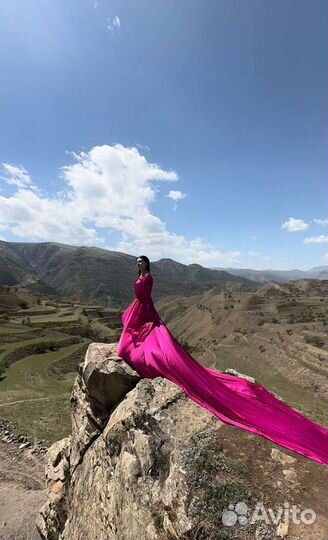 Летящее платье со шлейфом для фотосессии