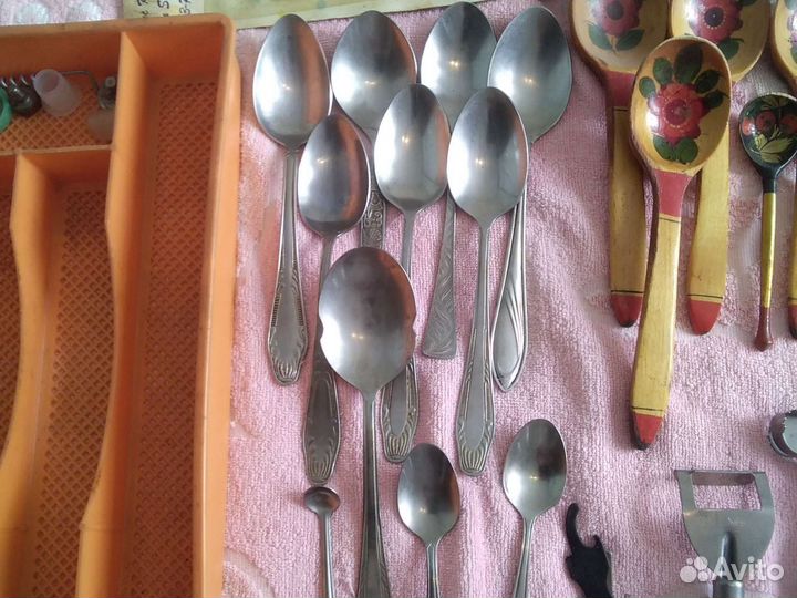 Ножи, вилки, ложки