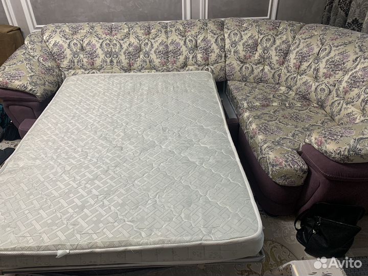 Угловой диван