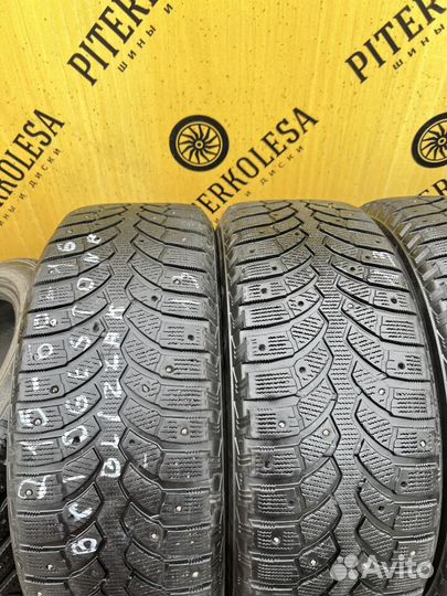 Bridgestone Blizzak Spike-01 215/60 R16 99T