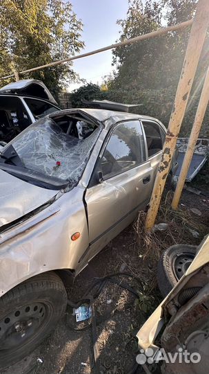 В разборе хендай акцент запчасти