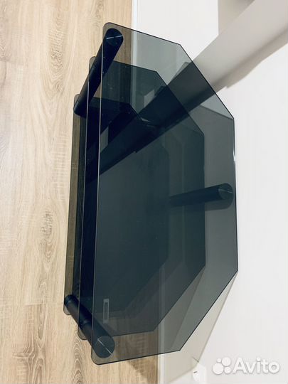 Тумба под телевизор угловая