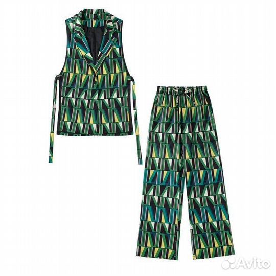 Костюм zara новый