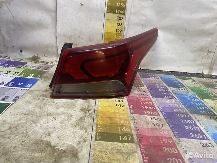 Фонарь правый hyundai solaris 2