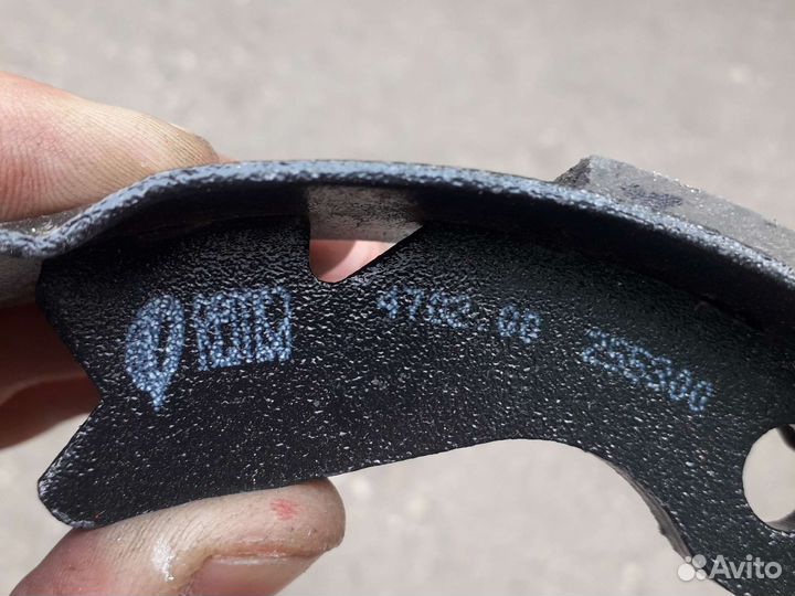 Колодки тормозные барабанные Митсубиси Субару