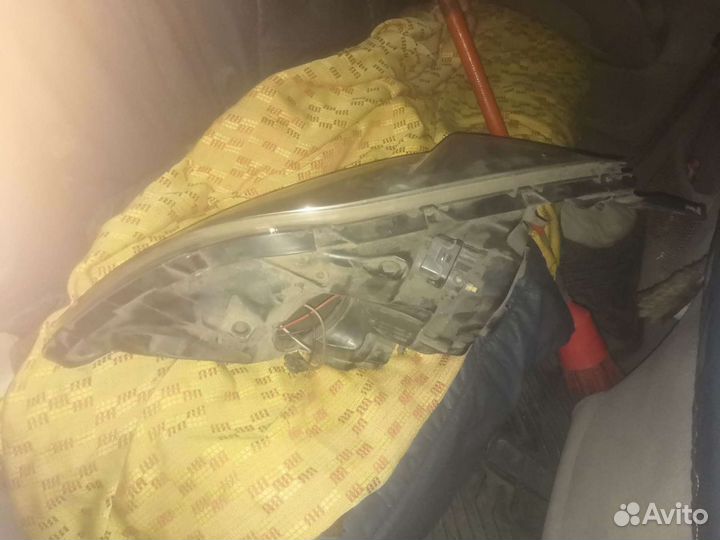 Фара Хонда црв