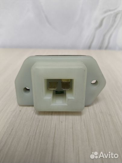 Резистор отопителя Nissan